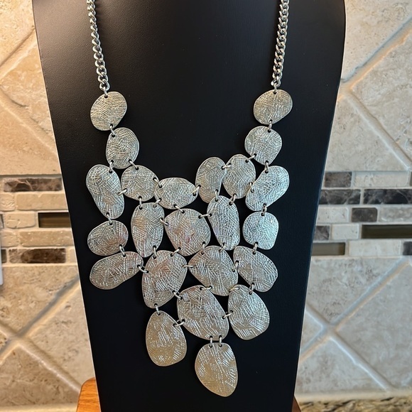 Natasha Large Bib Style Statement Necklace Silver Tone Big Bold - Picture 7 of 11